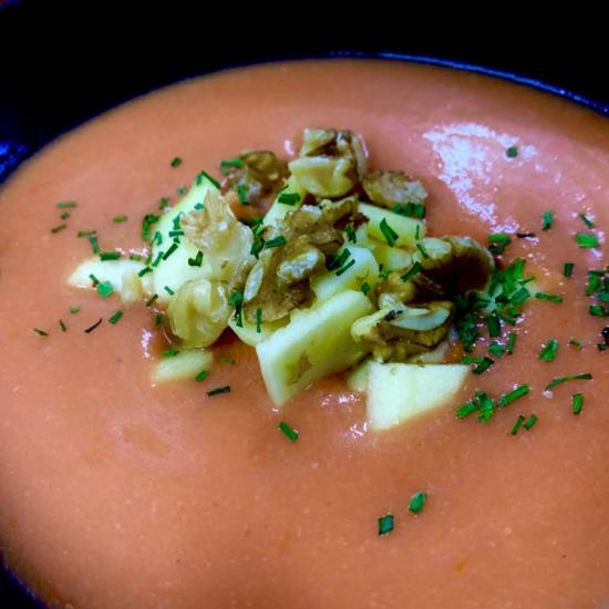SALMOREJO CON MAZÁ E NOCES 